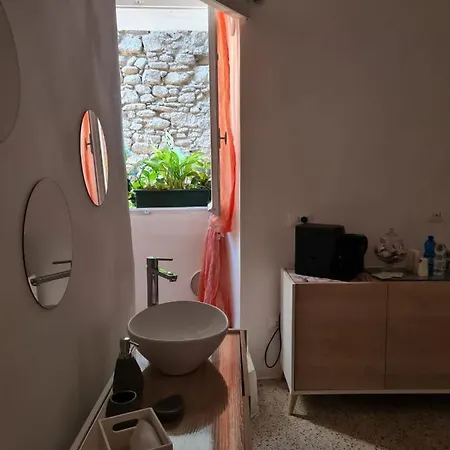 בית הארחה Rifugio Dei Saraceni ולקרוסיה