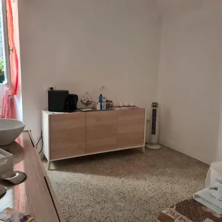 בית הארחה Rifugio Dei Saraceni ולקרוסיה